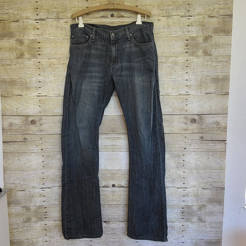 Men's 514 Levi Jeans - 34 x 34 - Very Good Used Condition